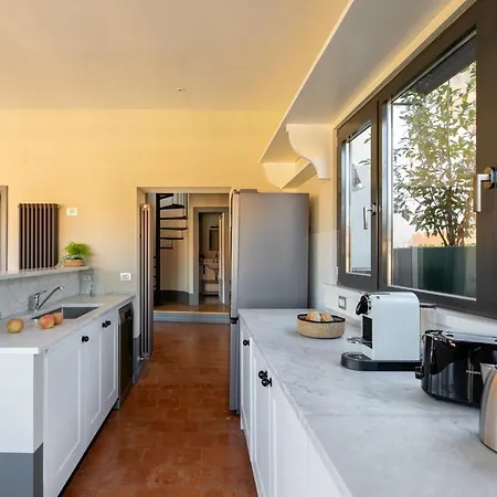 Iflat Magical Flat By The Tiber Rome