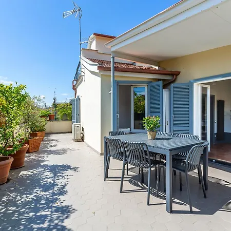 Iflat Magical Flat By The Tiber *