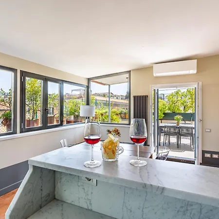 Iflat Magical Flat By The Tiber * Roma