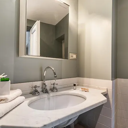 Iflat Magical Flat By The Tiber